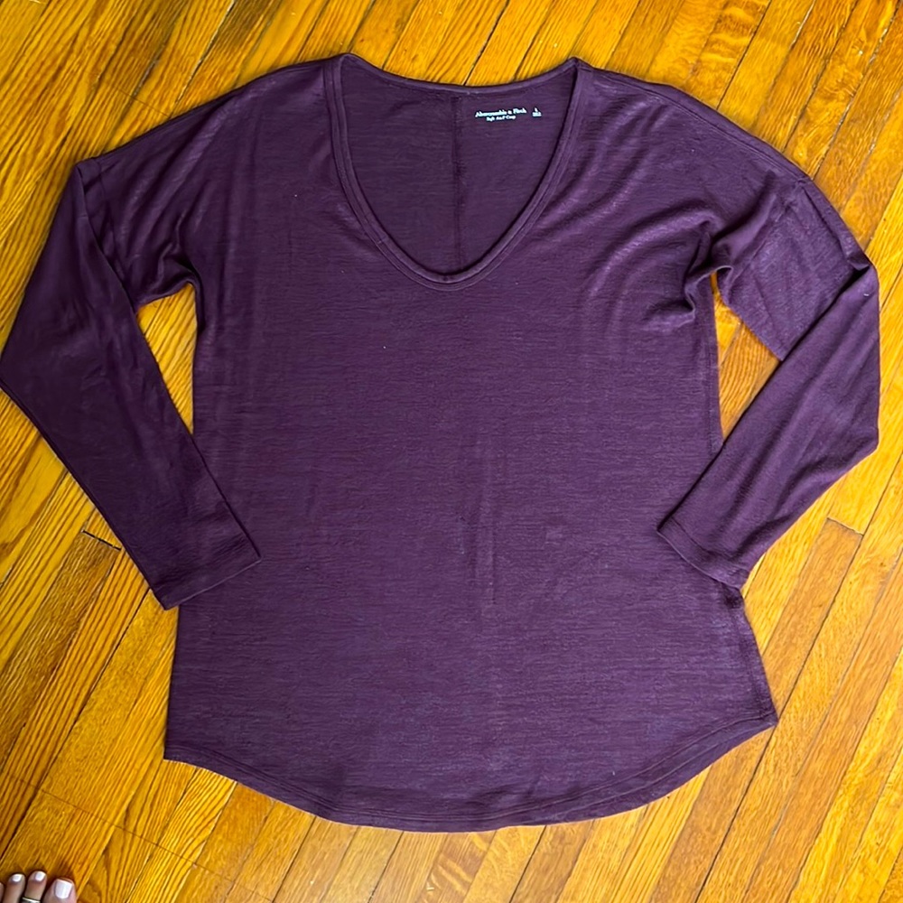 Abercrombie & Fitch Top